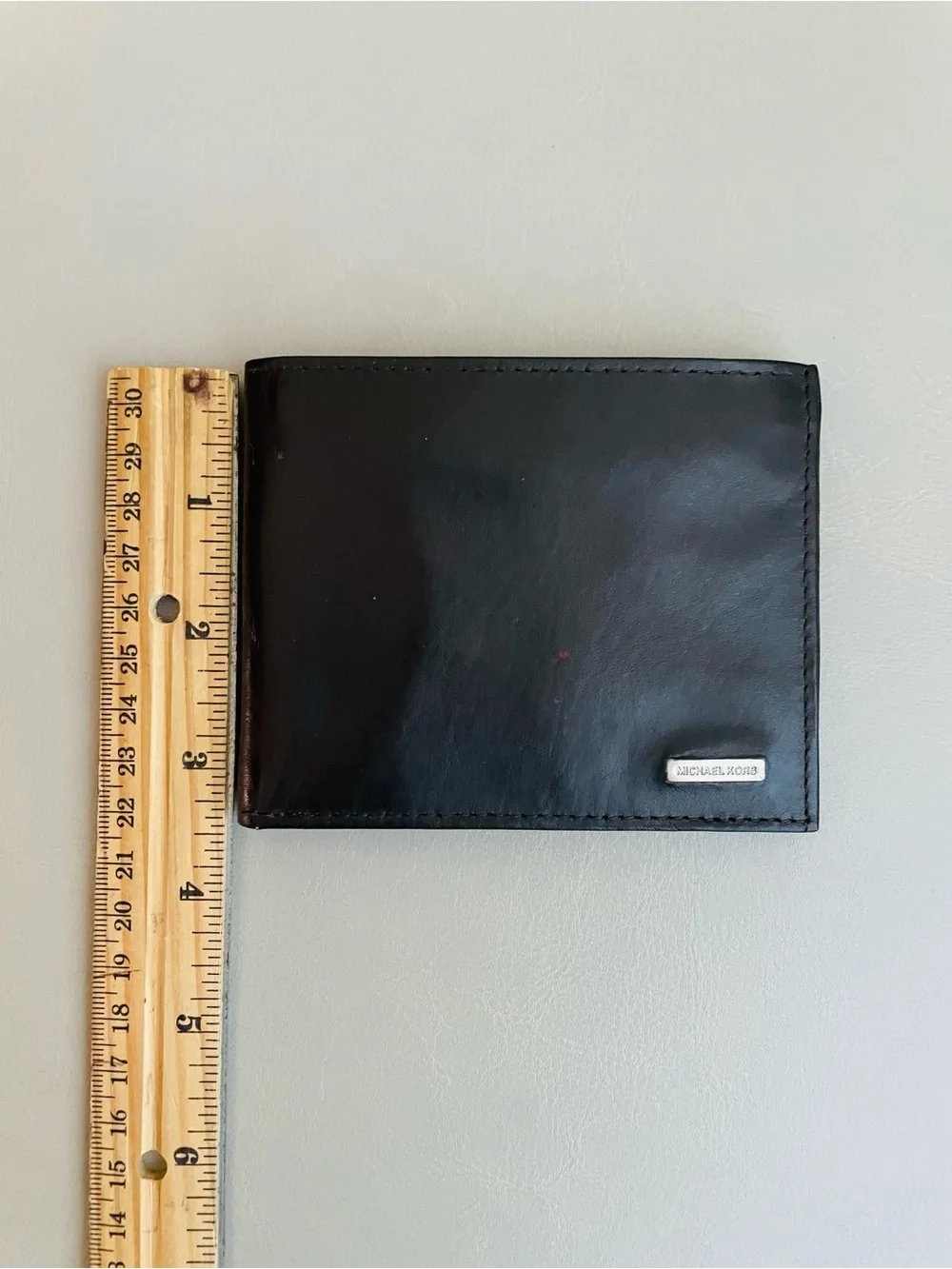 Michael Kors Tri-fold Black Leather Men's Card & Key Wallet